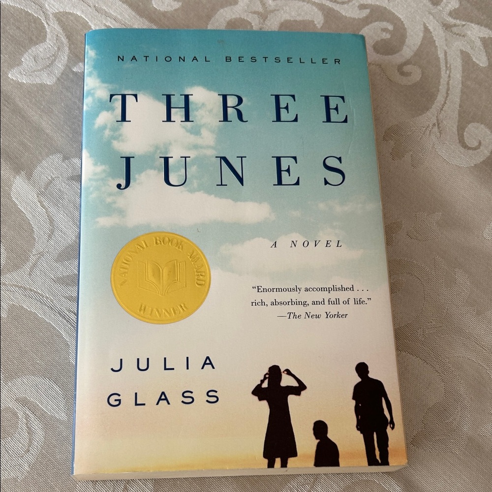 Book Bundle - Picture 4 of 9